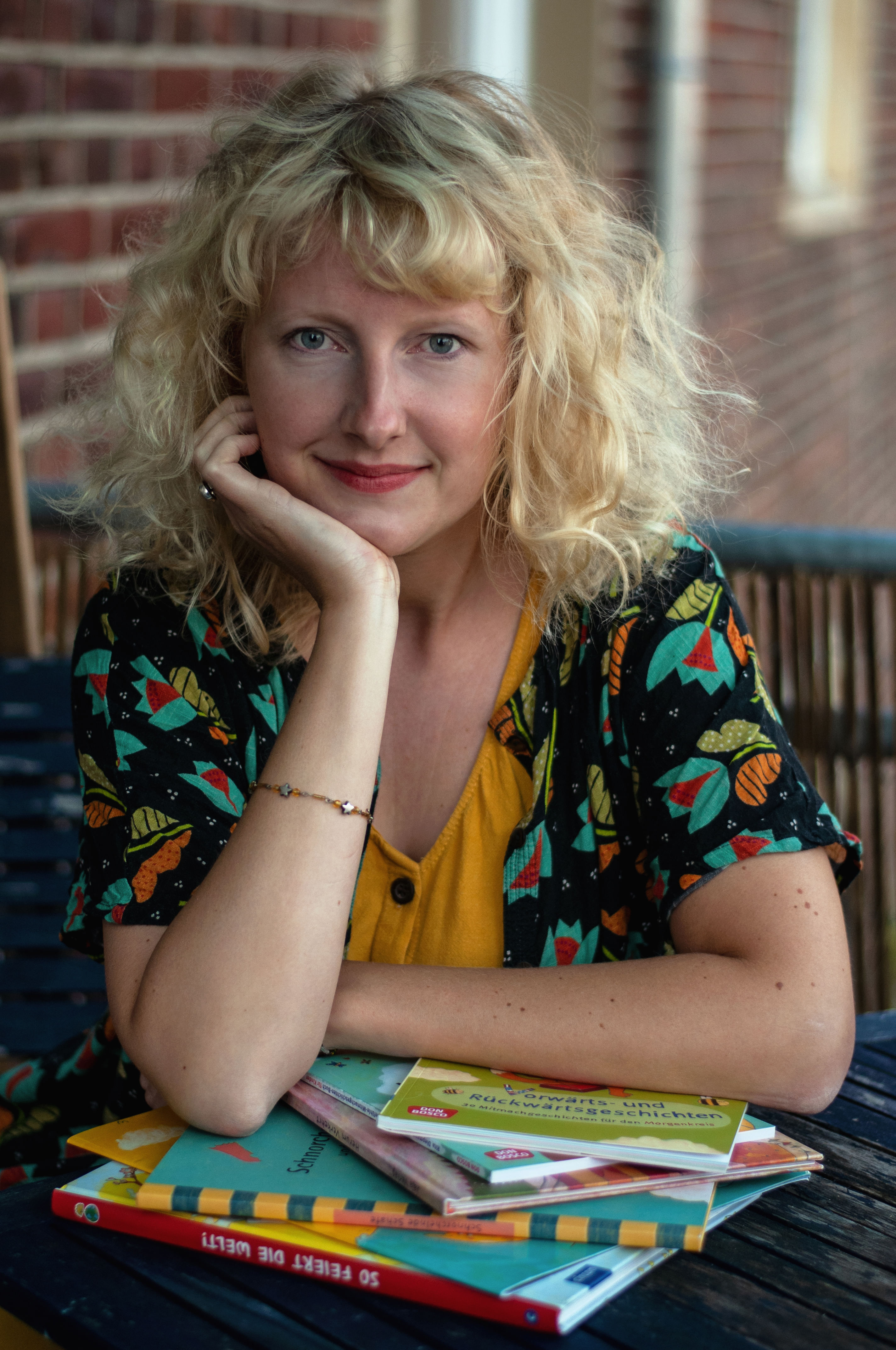 Die Illustratorin Anne Marie Braune